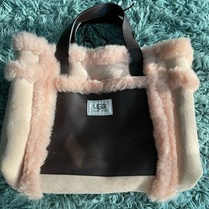 Pre-owned UGG Light Pink Suede Leather Shearling Bag